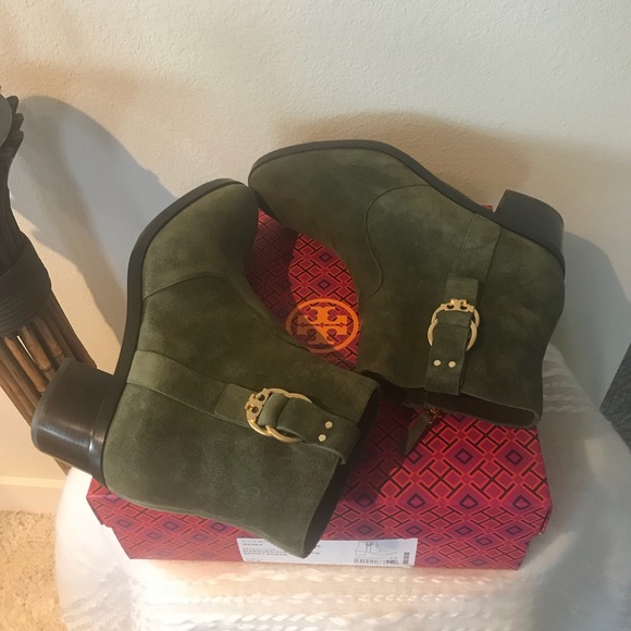 NIB TORY BURCH MARSDEN SUEDE ANKLE BOOTIE - Picture 4 of 7